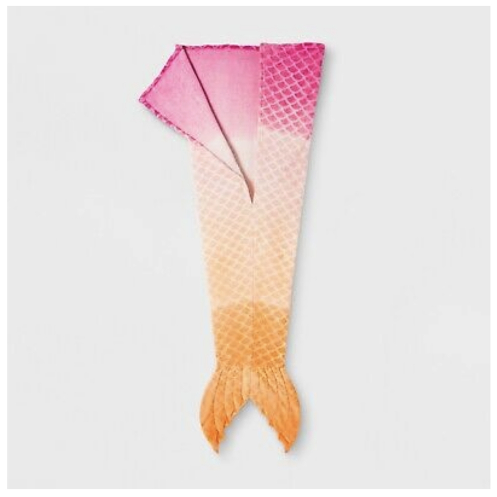 Pillowfort mermaid tail blanket!